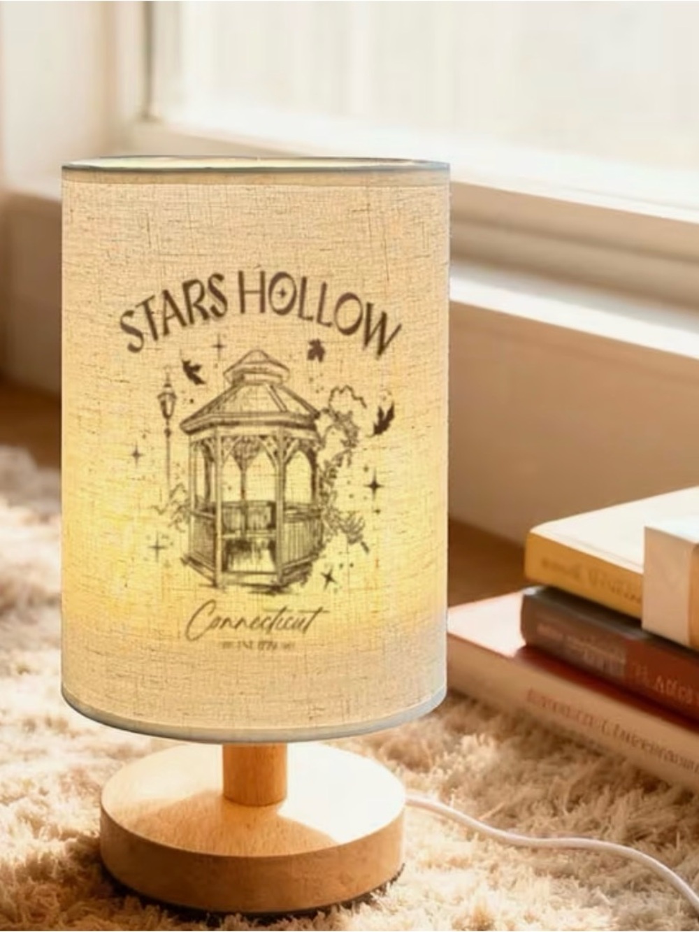 Stars Hollow Linen Table Lamp in Cream by